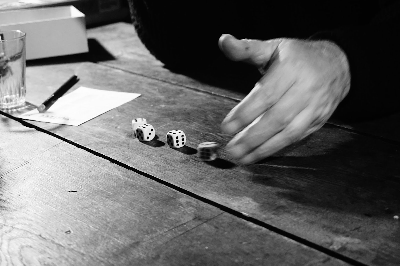 YAHTZEE Roll the Dice and Take Your Chances! Casiwaytoplay
